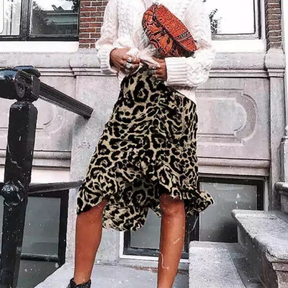 Skirt CLEARANCE
